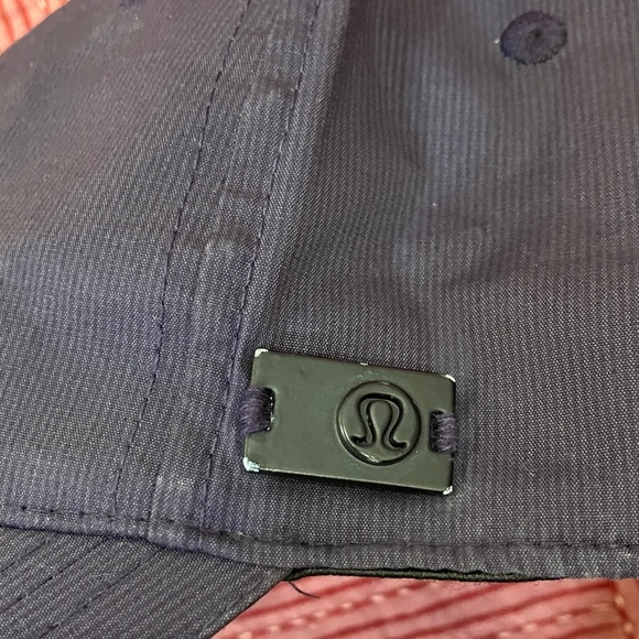 Lululemon Athletica Deep Blue Baseball Cap - damaged - Picture 2 of 12